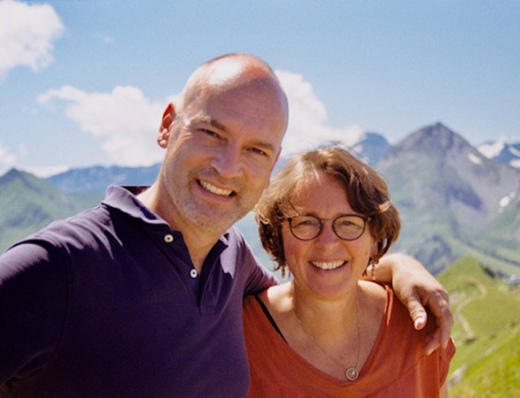 Foto van Gertjan en Rianne Segers in de bergen.